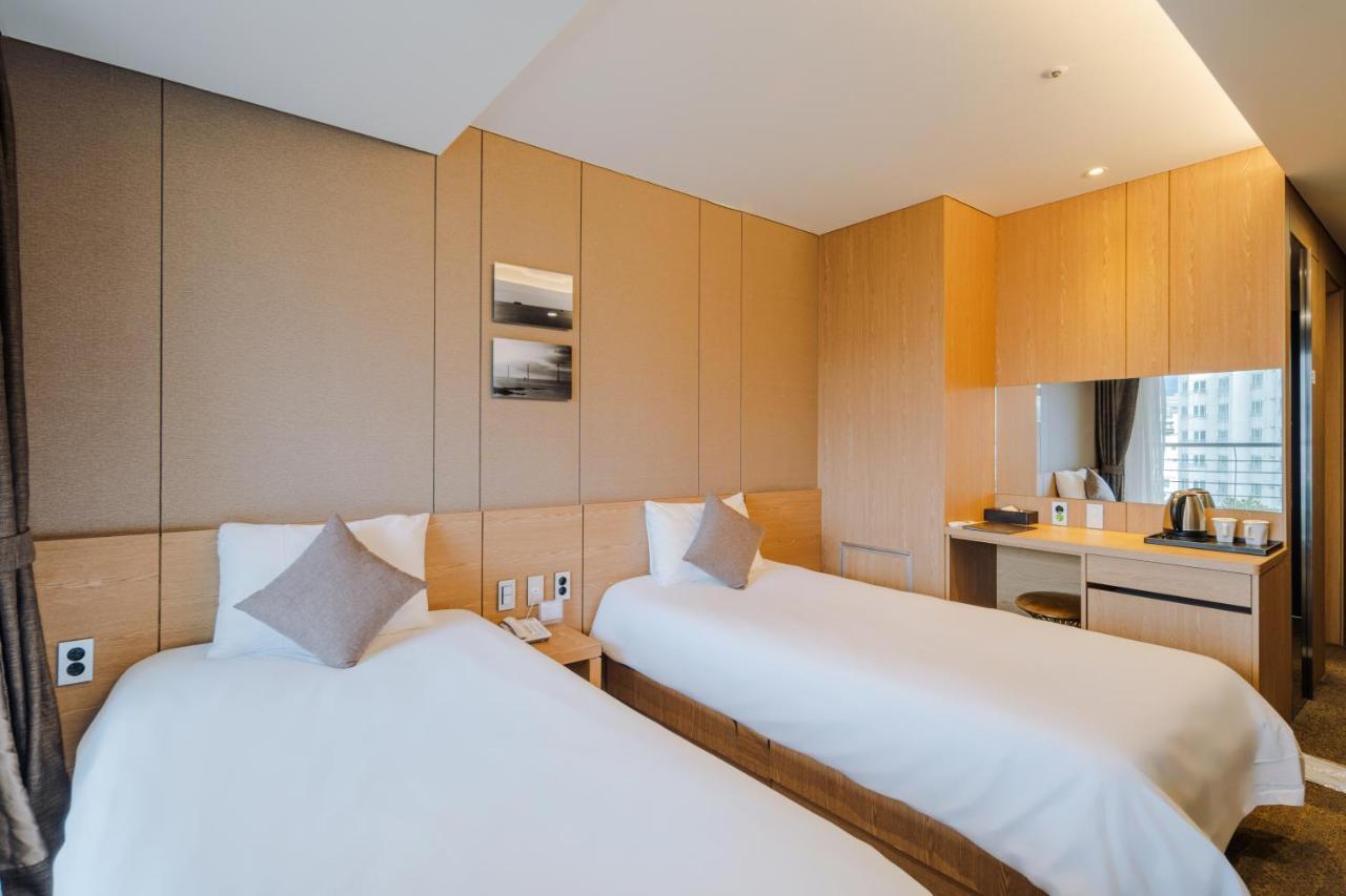 Hotel Bridge Seogwipo Eksteriør bilde