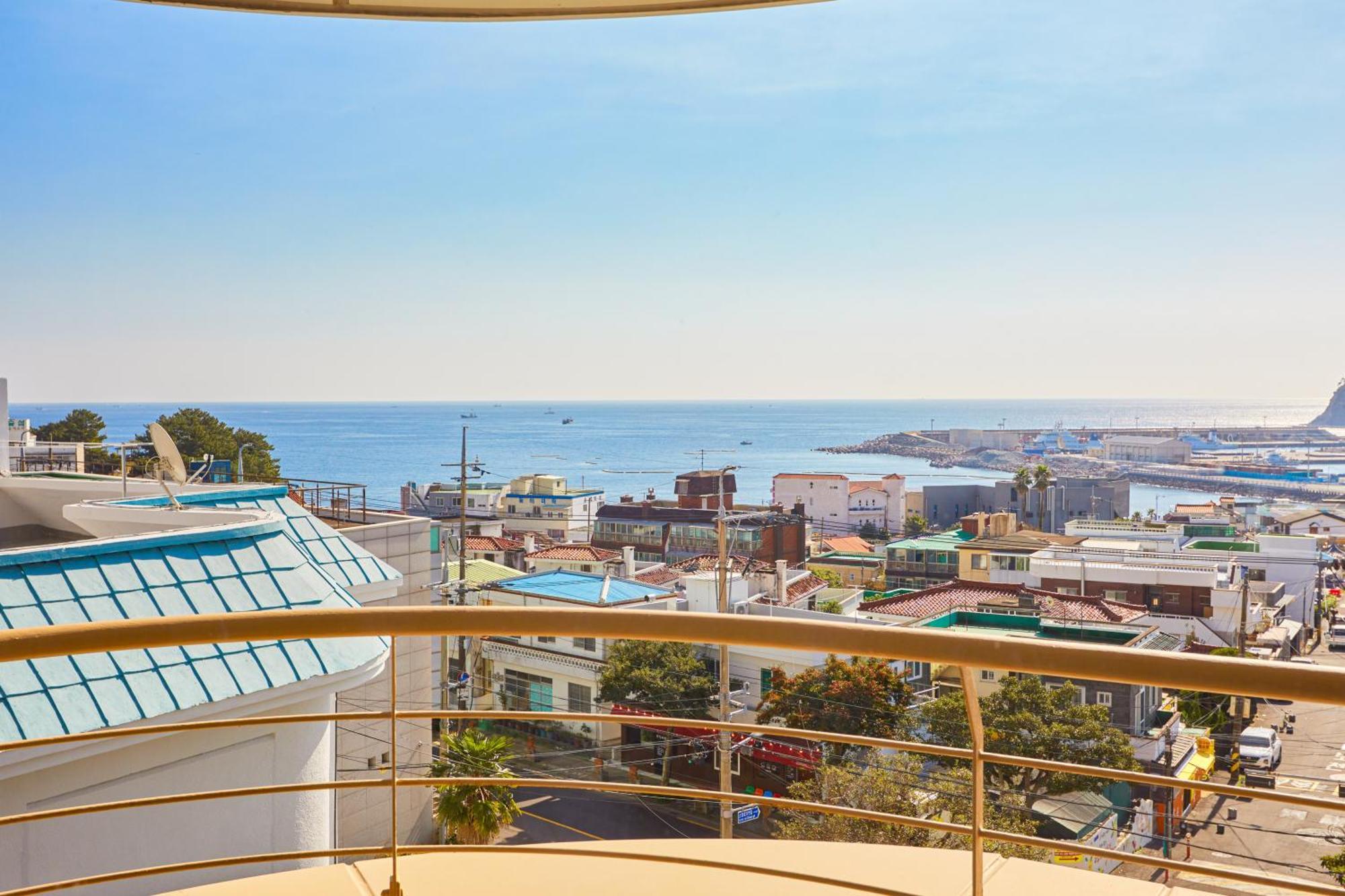 Hotel Bridge Seogwipo Eksteriør bilde